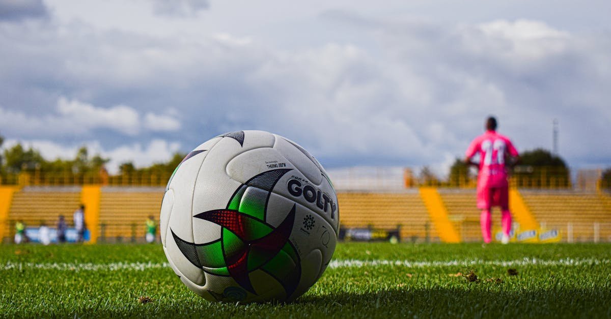 what happens if a goalkeeper gets a red card